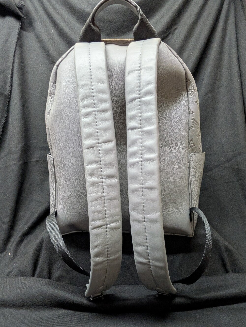 Louis Vuitton Discovery Backpack, Monogram Shadow, Anthracite Grey - Picture 3 of 13